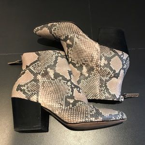 Dolce Vita Cream Beige Tan Black Snake Print Boots